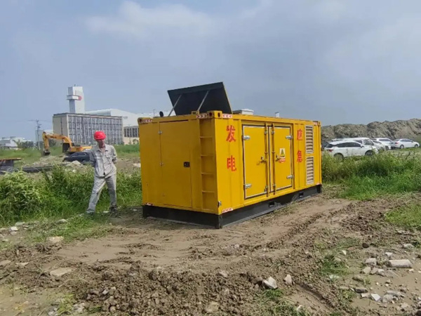 磐石200KW柴油发电机机组每小时的油耗量受哪些因素影响？